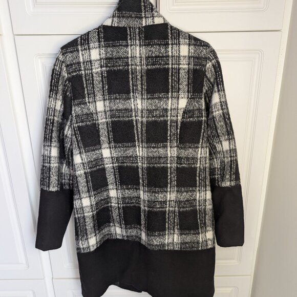 Tribal Wool-Blend Pea Coat Black & White Plaid Pattern Size Medium - Picture 4 of 13